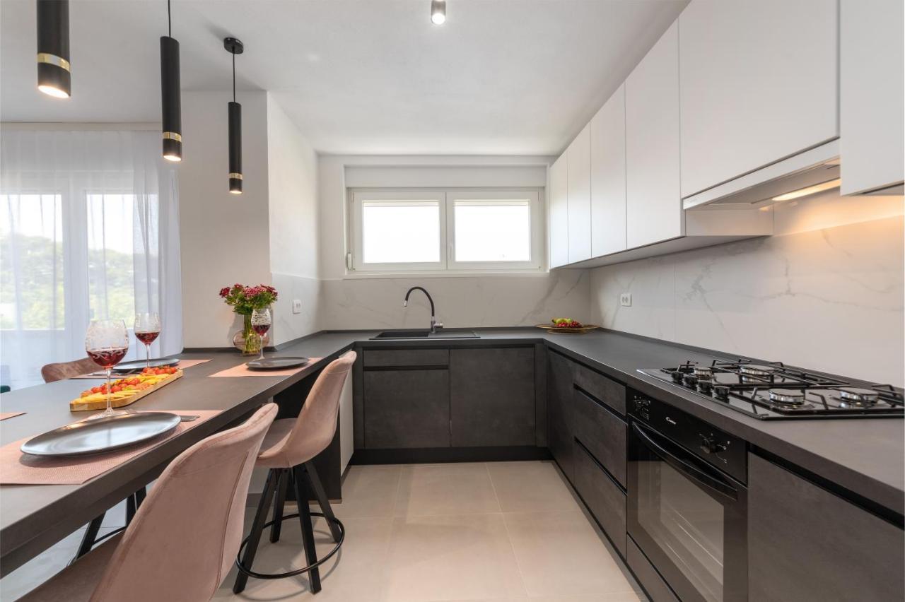 Ampelea Apartment Rovinj Eksteriør bilde